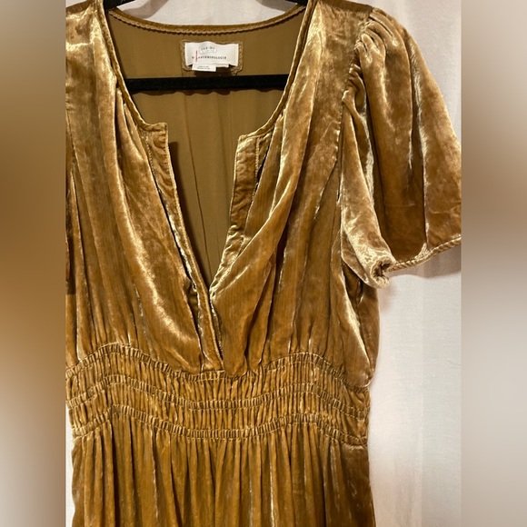Maeve Somerset Maxi Dress Gold Velvet edition— Size Large - Picture 4 of 16